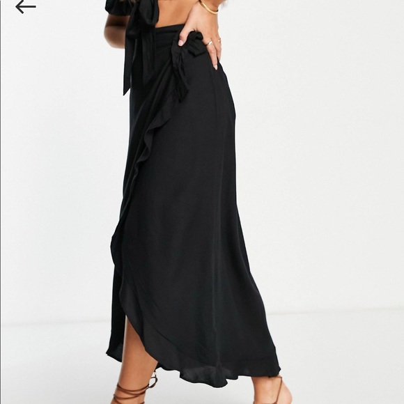 Frill beach skirt - Picture 4 of 4